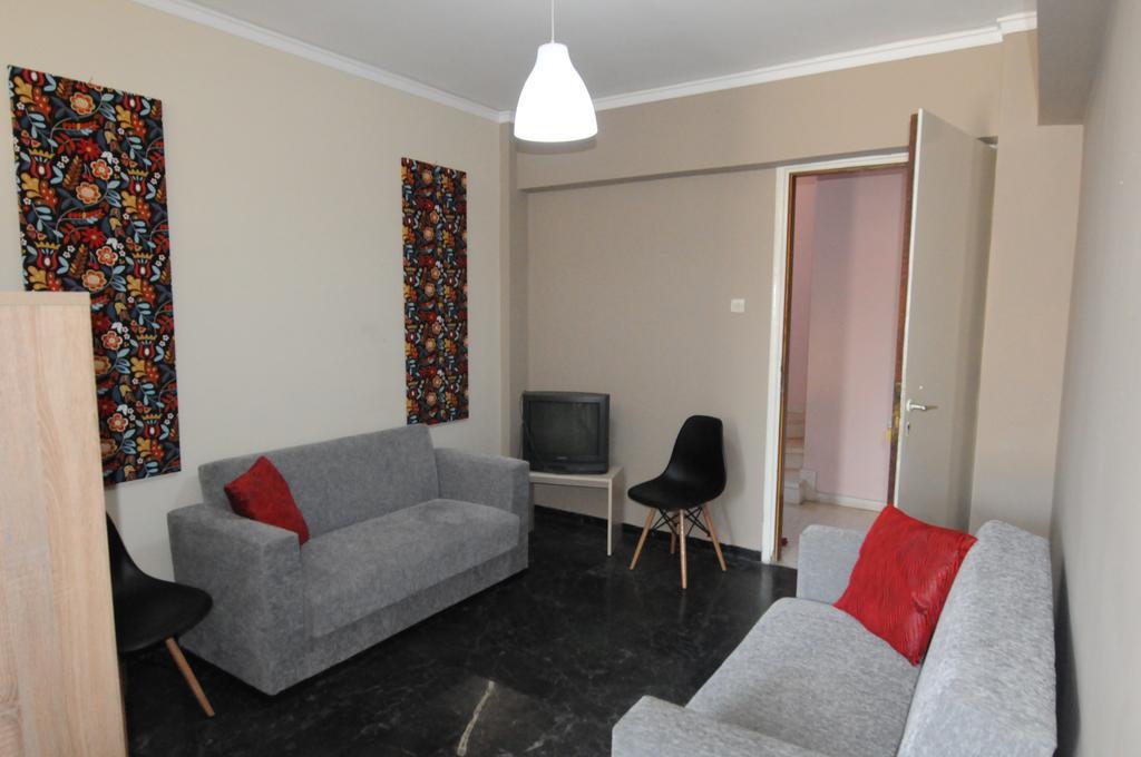 Kinetta Apartments Agioi Apostoloi  Екстер'єр фото