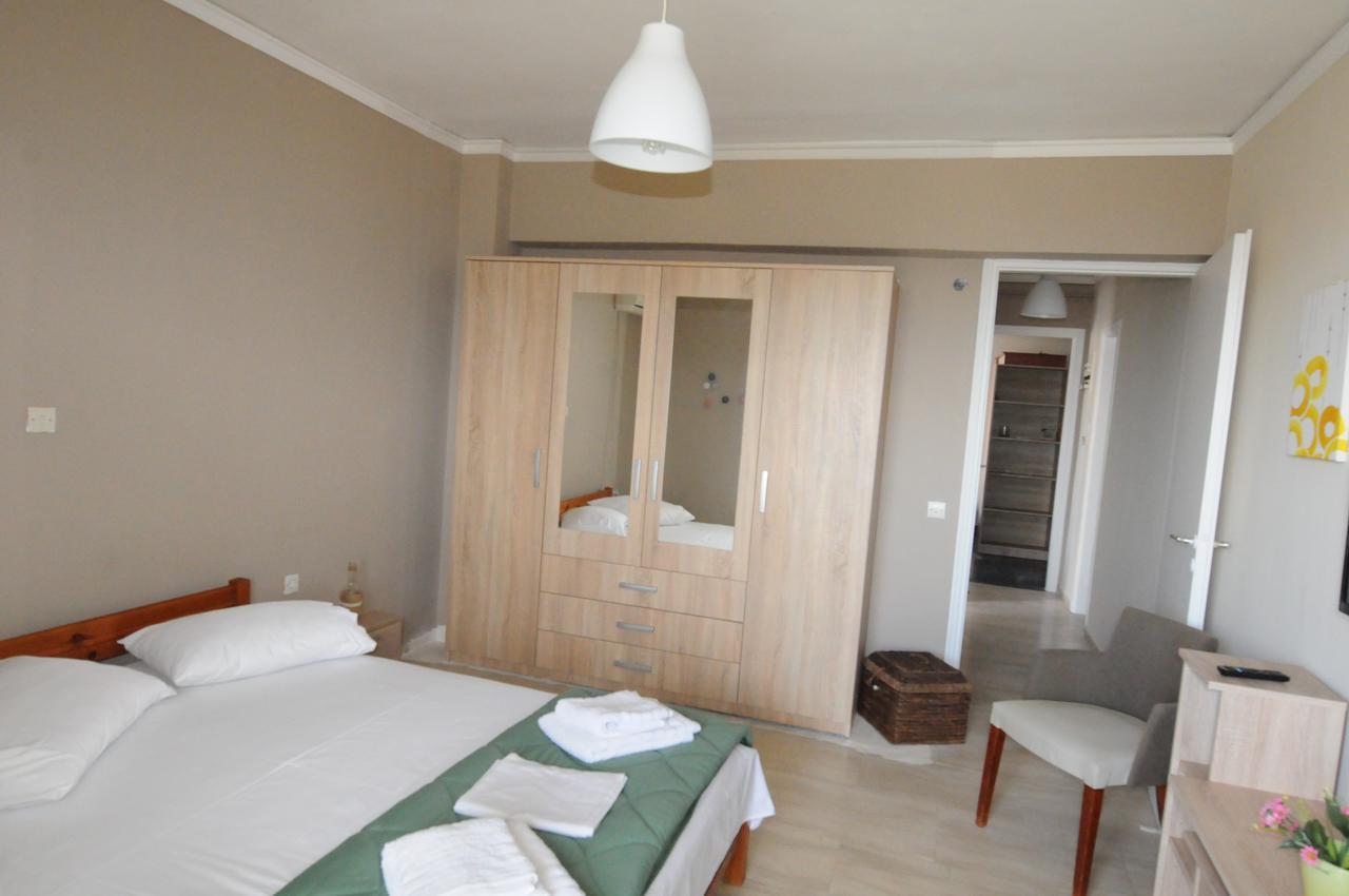 Kinetta Apartments Agioi Apostoloi  Екстер'єр фото